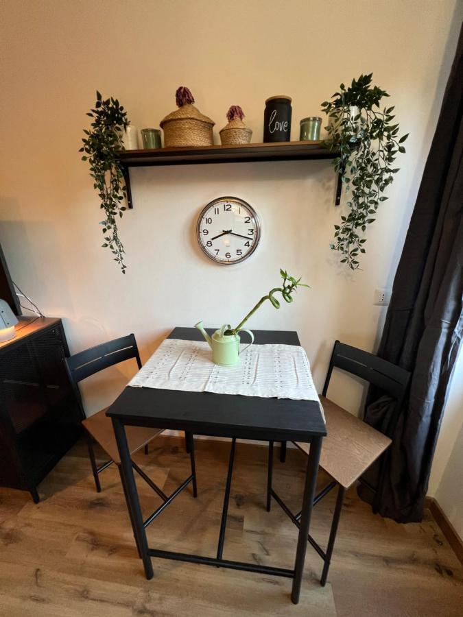 Stylish Apartment 3 Km Away From Duomo - Netflix, Wi-Fi, All Comforts Included Milan Extérieur photo