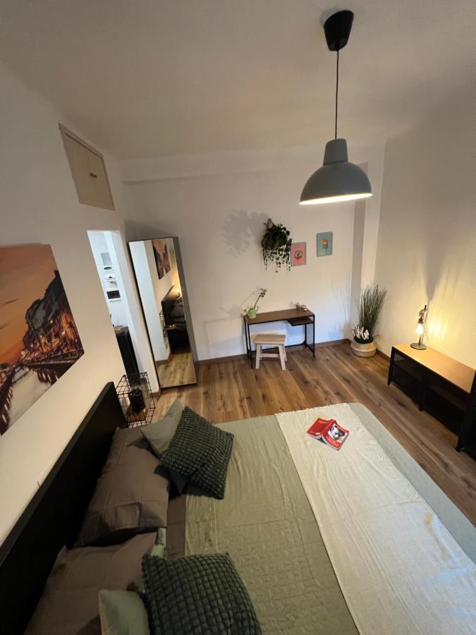 Stylish Apartment 3 Km Away From Duomo - Netflix, Wi-Fi, All Comforts Included Milan Extérieur photo