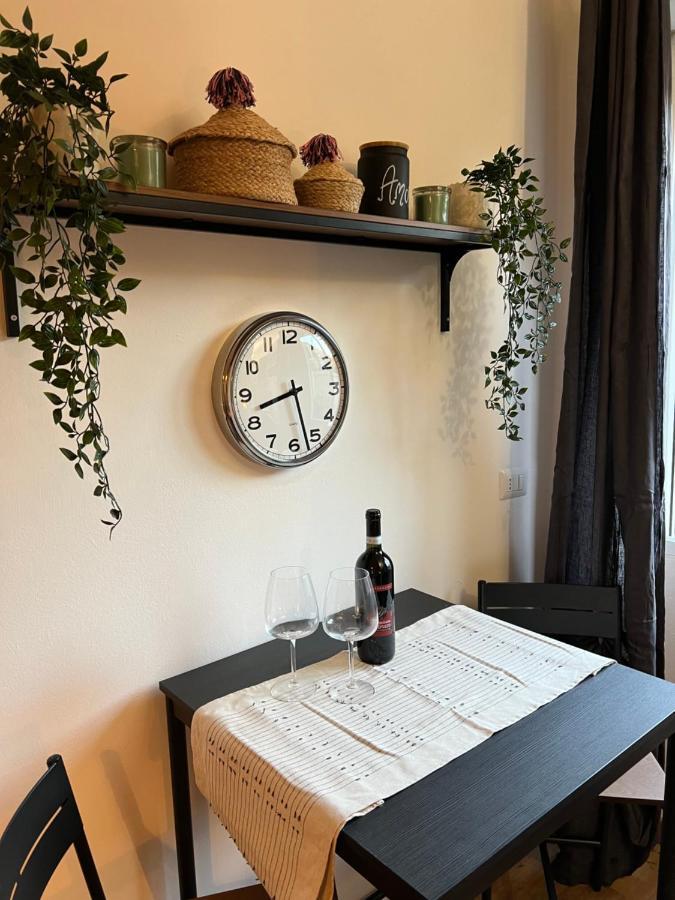 Stylish Apartment 3 Km Away From Duomo - Netflix, Wi-Fi, All Comforts Included Milan Extérieur photo