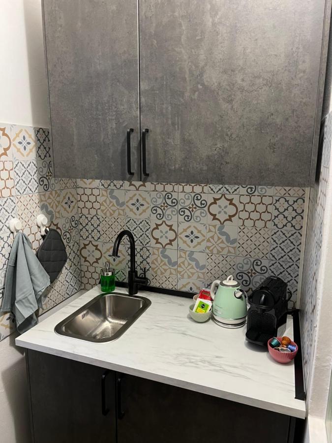 Stylish Apartment 3 Km Away From Duomo - Netflix, Wi-Fi, All Comforts Included Milan Extérieur photo